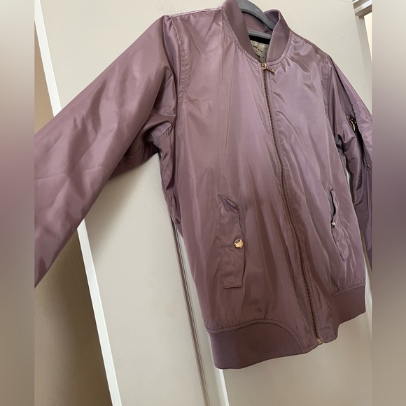 Ci Sono Dusty Lavender Bomber Jacket with Gold Detail Women’s Size Small - Picture 5 of 16